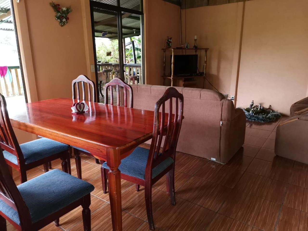 Bella Vista Guest House Turrialba Exterior foto